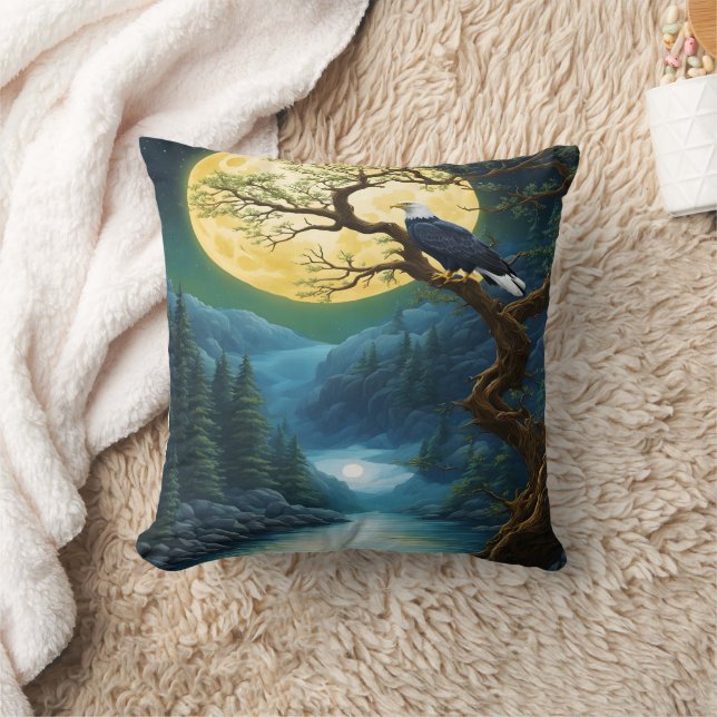 Coussin Aigle Perché Sous La Pleine lune Sur La Rivière (Couverture)