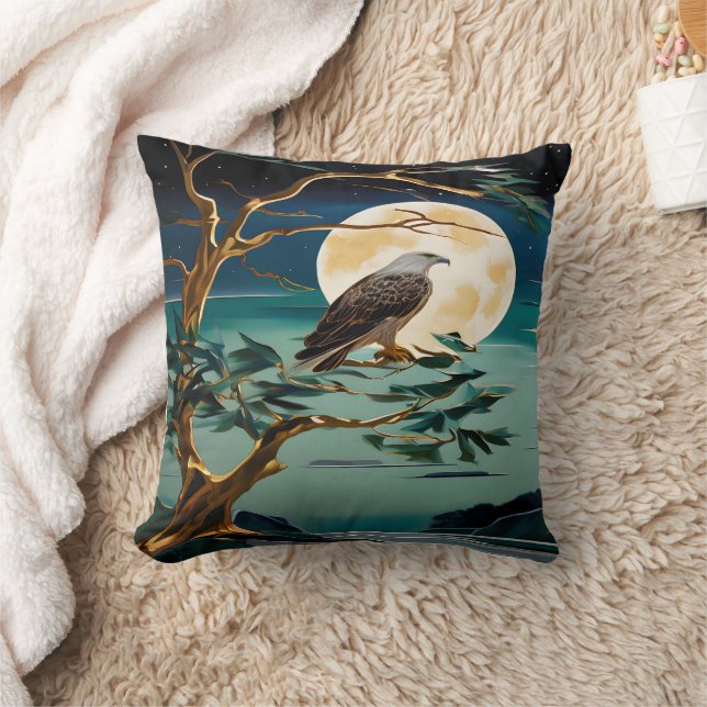 Coussin Aigle perché sur arbre sous la Pleine lune nuit (Couverture)