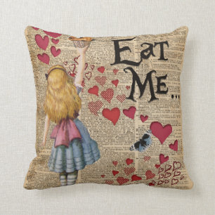 Coussin Alice au pays des merveilles me mangent petit pain