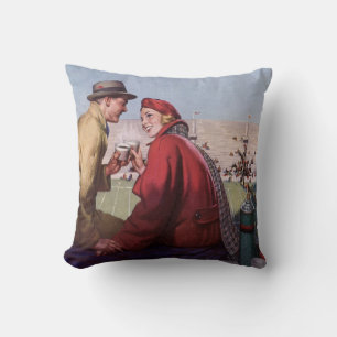 Coussin Amour et romance vintage, couple à un match de foo