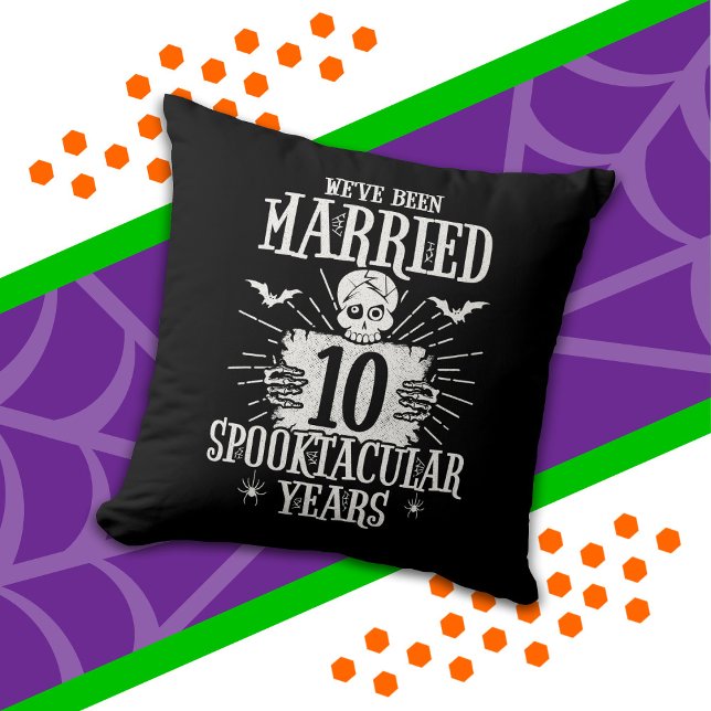 Coussin Anniversaire du 10e Mariage de Spooktacular d'Hall (Créateur téléchargé)