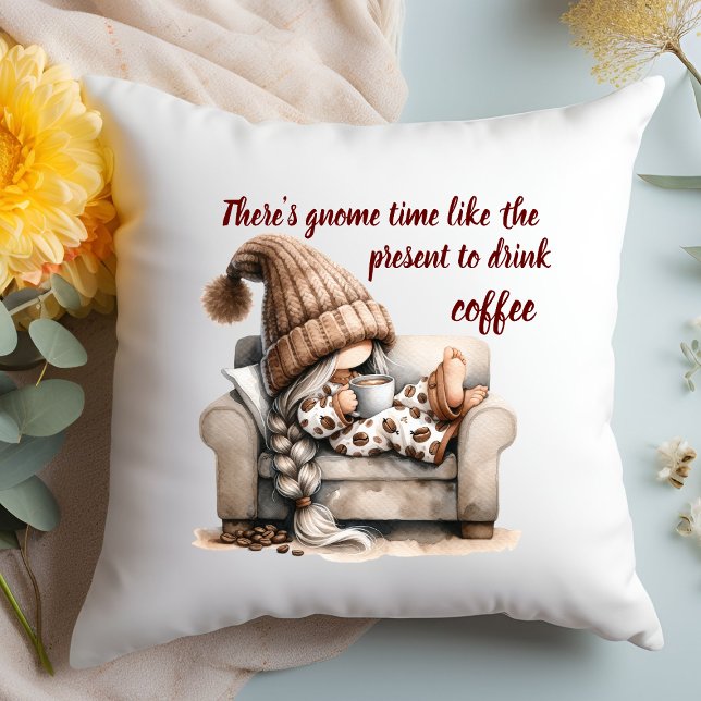 Coussin Aquarelle douillette à deux tons Gnome Jeu d'oreil (There's gnome time like the present to drink coffee accent pillow)