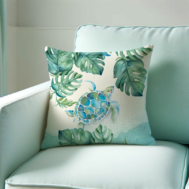 Coussin Aquarelle unique tortue de mer sur Palm Feuille (sea turtle throw pillows gift idea features tropical watercolor art by Victoria Grigaliunas)
