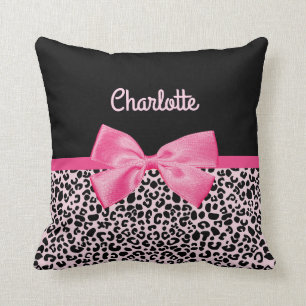 Coussin Arc mignon et nom d'empreinte de léopard noir rose