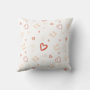 Coussin Art à motif de cœur corail romantique en gribouill
