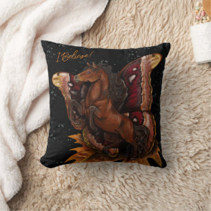 Coussin Atlas Moth Fairy Horse