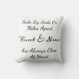 Coussin Aunt & Niece Quote – Side By Side or Miles Apart