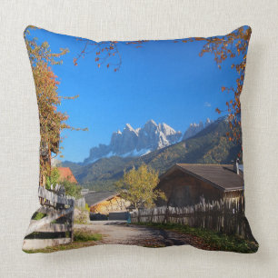 Coussin Automne dans un village dans les dolomites en