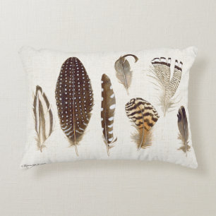Coussin avec de magnifiques plumes peintes à la ma