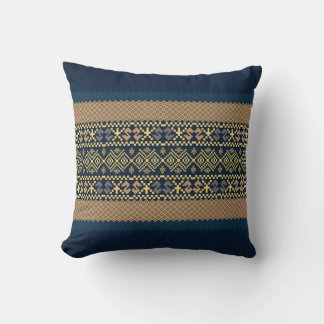 coussin avec design motif traditionnel