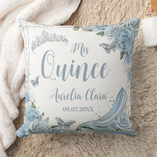Coussin Baby Blue Floral Cinderella Slipper Quinceañera XV