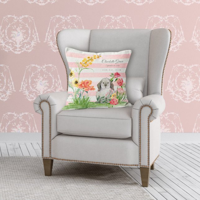 Coussin Baby Girl Nursery Rabbit Floral Birth Stats Name (Créateur téléchargé)