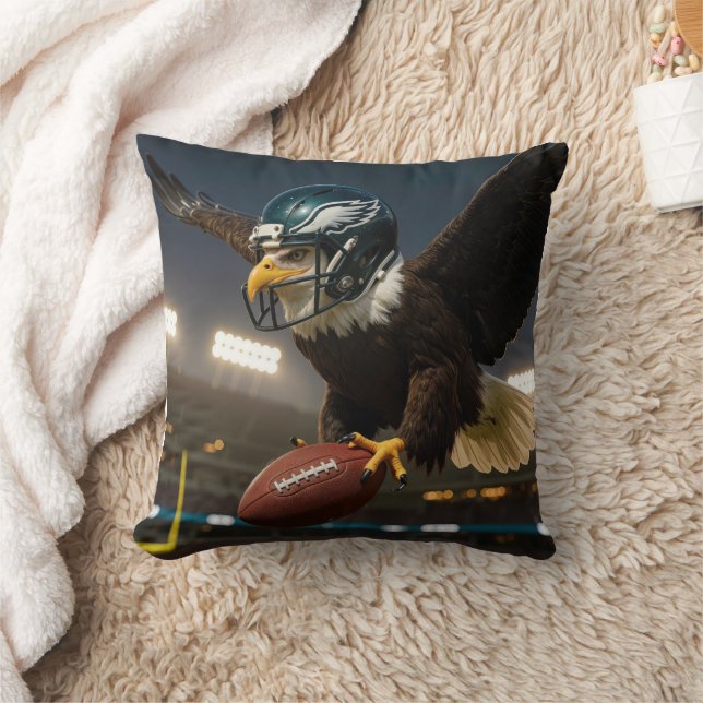 Coussin Bald Eagle avec football et casque au stade (Couverture)