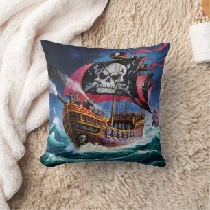 Coussin Bateau pirate naviguant à travers les mers orageus