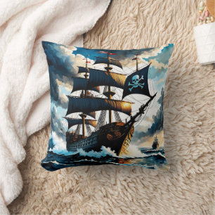 Coussin Bateau pirate naviguant à travers les mers orageus