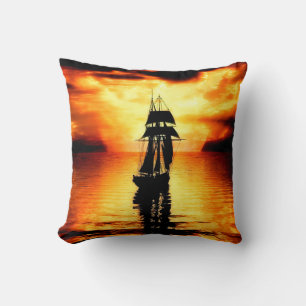 Coussin Bateau Sur Les Vagues