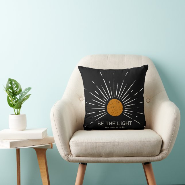 Coussin Be the Light Mathew 5 14 Sunburst (Chaise)