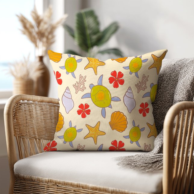 Coussin Beachy & Tropical Hand-Drawn Ocean Life Pattern (Créateur téléchargé)