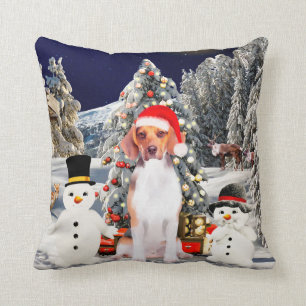 Coussin Beagle chien assis dans la neige Casquette de Noël