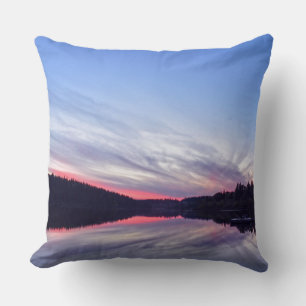 Coussin Beau coucher de soleil sauvage sur le lac Photo
