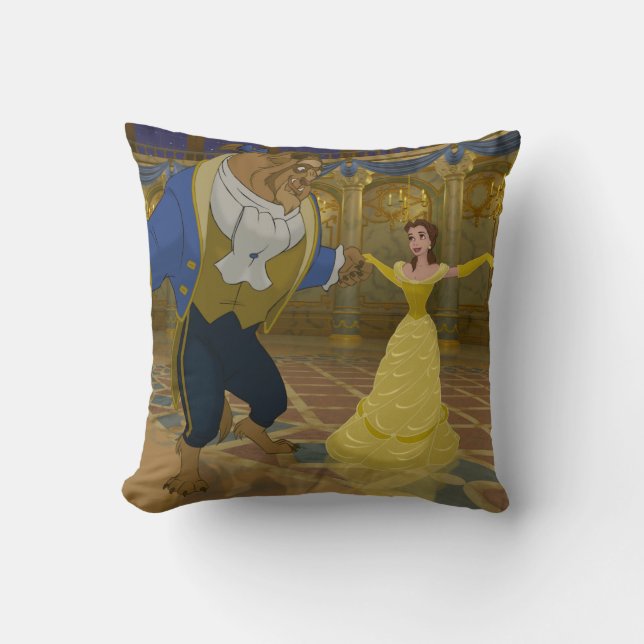 Coussin Beauté & La Bête | Danse dans la salle de bal (Recto)