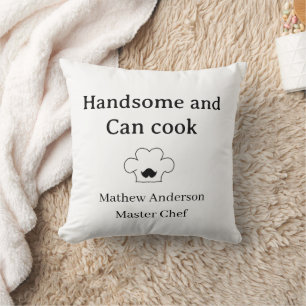 Coussin bel homme et cuisinier maître chef homme roi de la