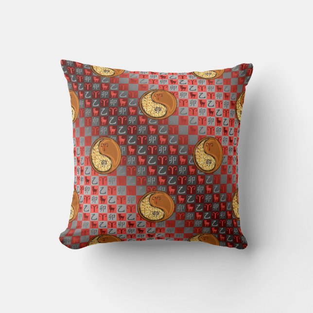 Coussin Bélier & Lapin de bois. (Recto)