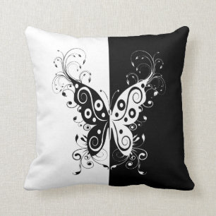 Coussin Belle élégante tourbillons papillon noir et blan