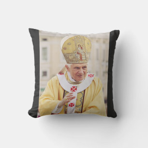 Coussin Benoît XVI