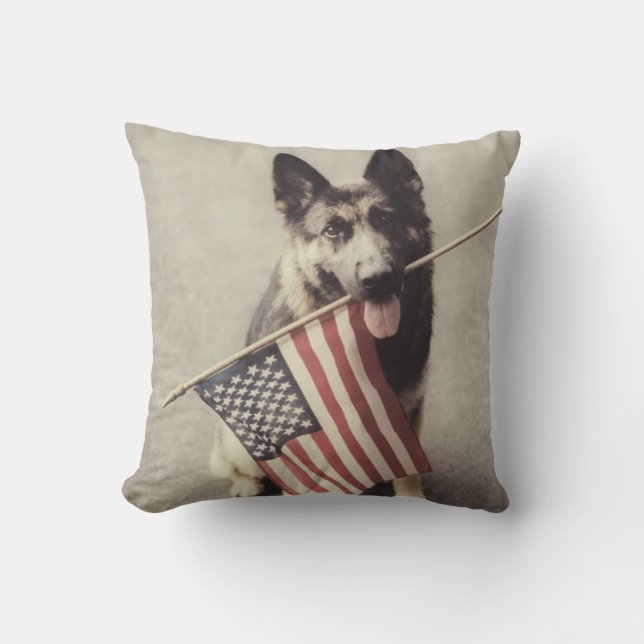 Coussin Berger Allemand Avec Drapeau Américain (Recto)