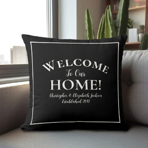 Coussin Bienvenue à la maison calligraphie chic noir et bl