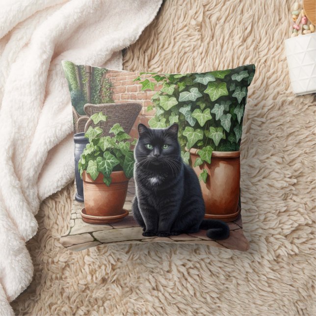 Coussin Black Cat assis par Ivy Plante Amoureux des chats (Couverture)