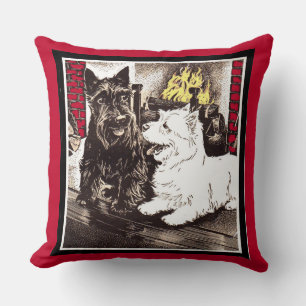 Coussin Blackie et Whitie au coin du feu