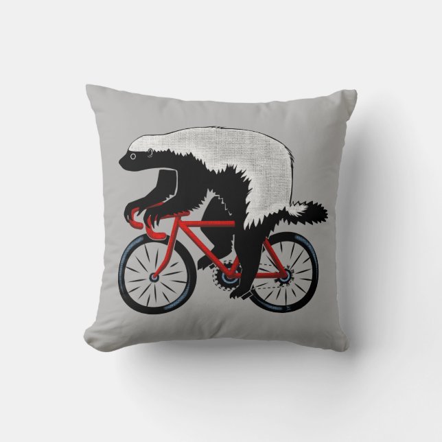 Coussin Blaireau de miel sur une bicyclette (Recto)