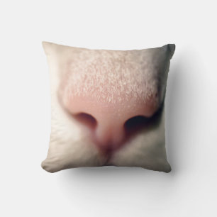 Coussin blanc soyeux Kitty