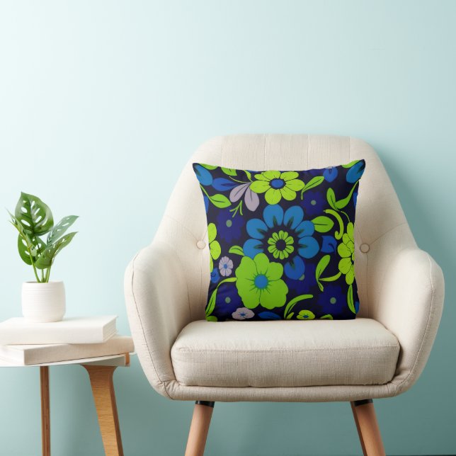 Coussin Blue and Green Flower Throw pillow (Chaise)