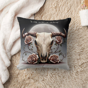 Coussin Boho Chic Aquarelle Romantique Floral Vache Crâne