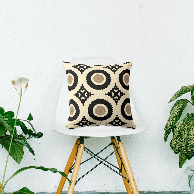 Coussin Boho Chic noir et beige Motif géométrique (Créateur téléchargé)