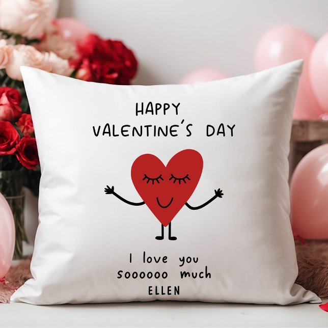 Coussin Bonne Saint-Valentin avec un joli coeur de dessin  (Créateur téléchargé)
