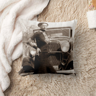 Coussin Bonnie Parker de Bonnie et Clyde