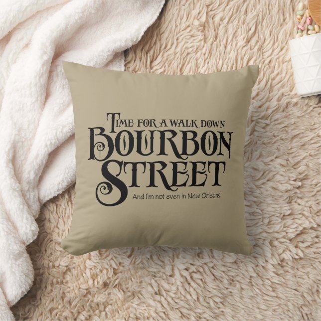 Coussin Bourbon Street - funny whiskey drinking (Couverture)