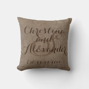 Coussin Brown Rustic Burlap Look Mariage Nom monogramme