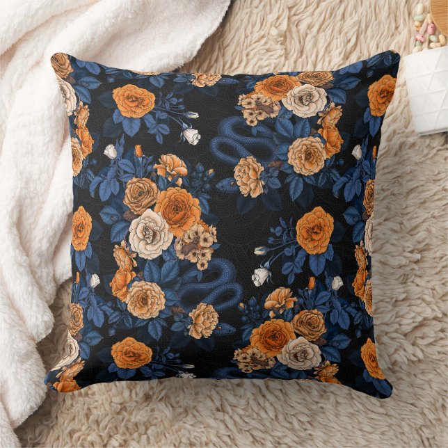 Coussin Caché en rose, orange et bleu (Couverture)
