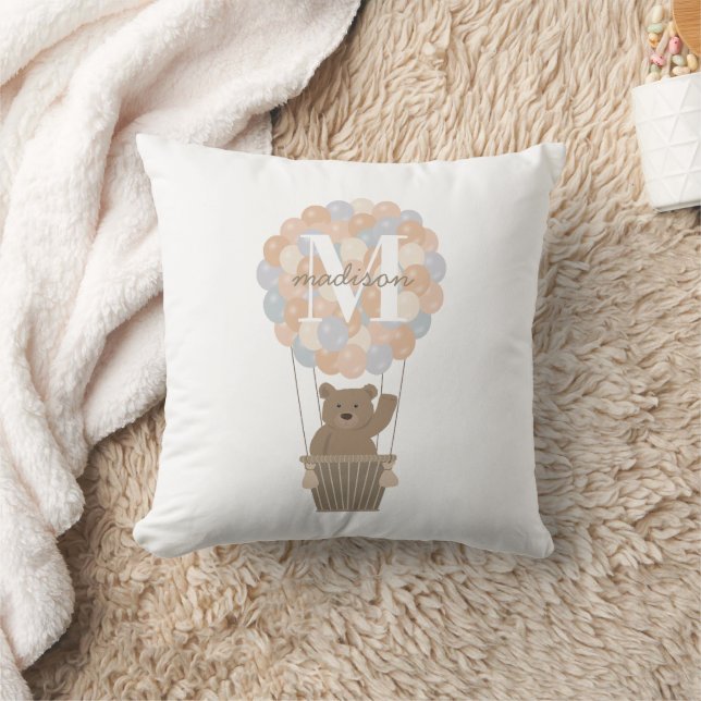 Coussin Cadeaux d'animaux en montgolfière Monogramme Unise (Couverture)