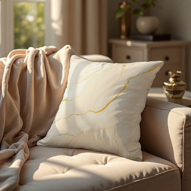 Coussin Calacatta Gold Marble Abstrait - Luxe Veins (Bold Calacatta Gold Marble for your sofa. A luminous, high-end pillow accent.)