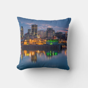 Coussin Canada, Montréal, ligne d'horizon et Vieux-Port