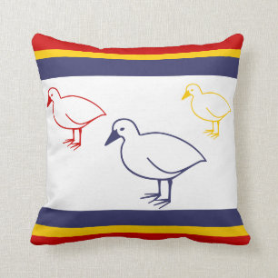 Coussin Canards bleu marine, jaune et rouge sur blanc