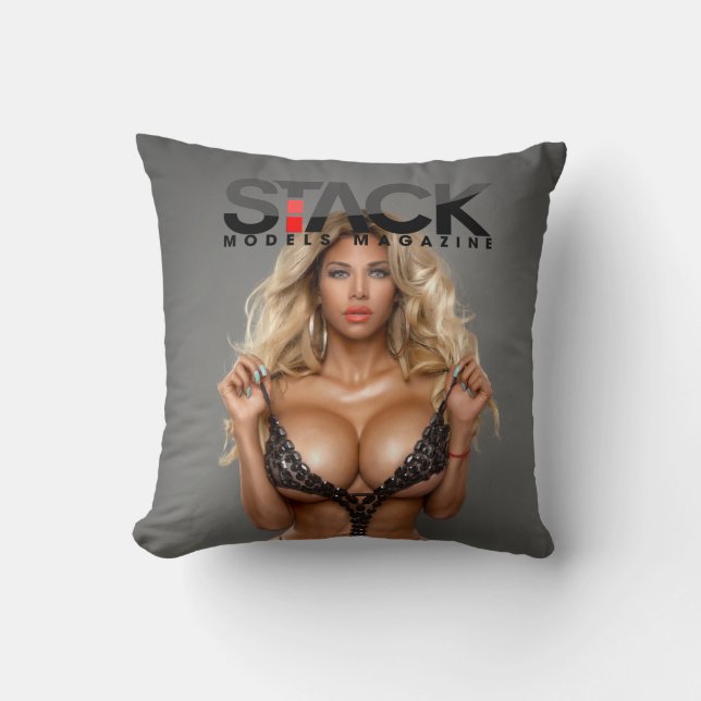 Coussin Carreau de Gizel par Stack Models Inc. (Recto)