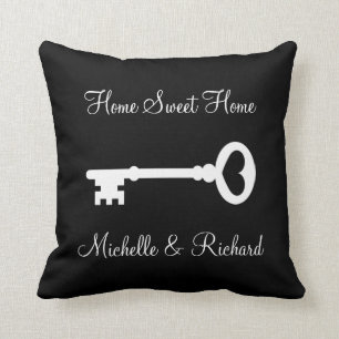 Coussin Carreau fait sur commande noir et blanc principal