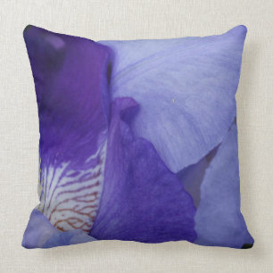 Coussin Carreau pourpre de photo de fleur d'iris
